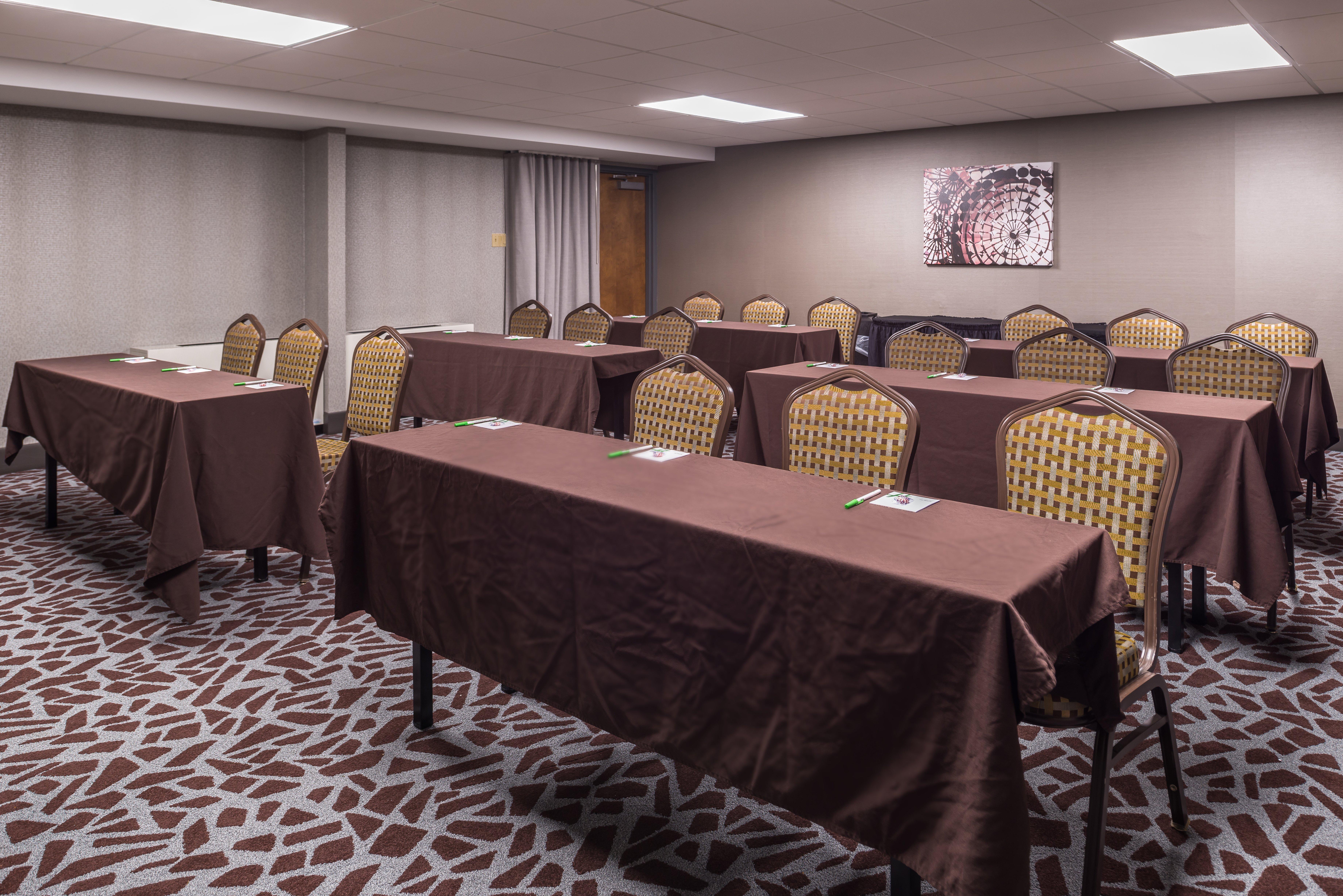 Holiday Inn Auburn-Finger Lakes Region By Ihg Exterior photo