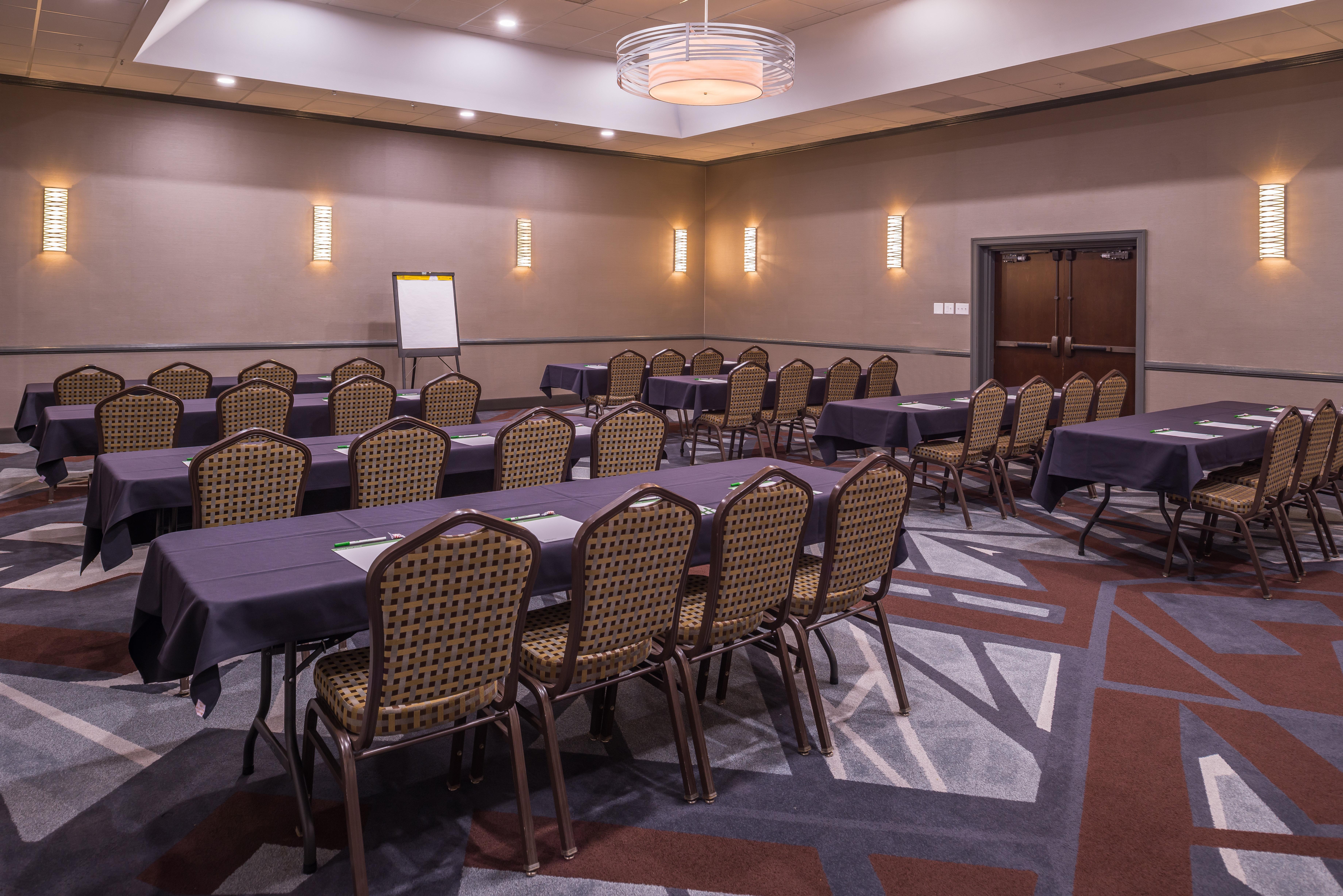 Holiday Inn Auburn-Finger Lakes Region By Ihg Exterior photo