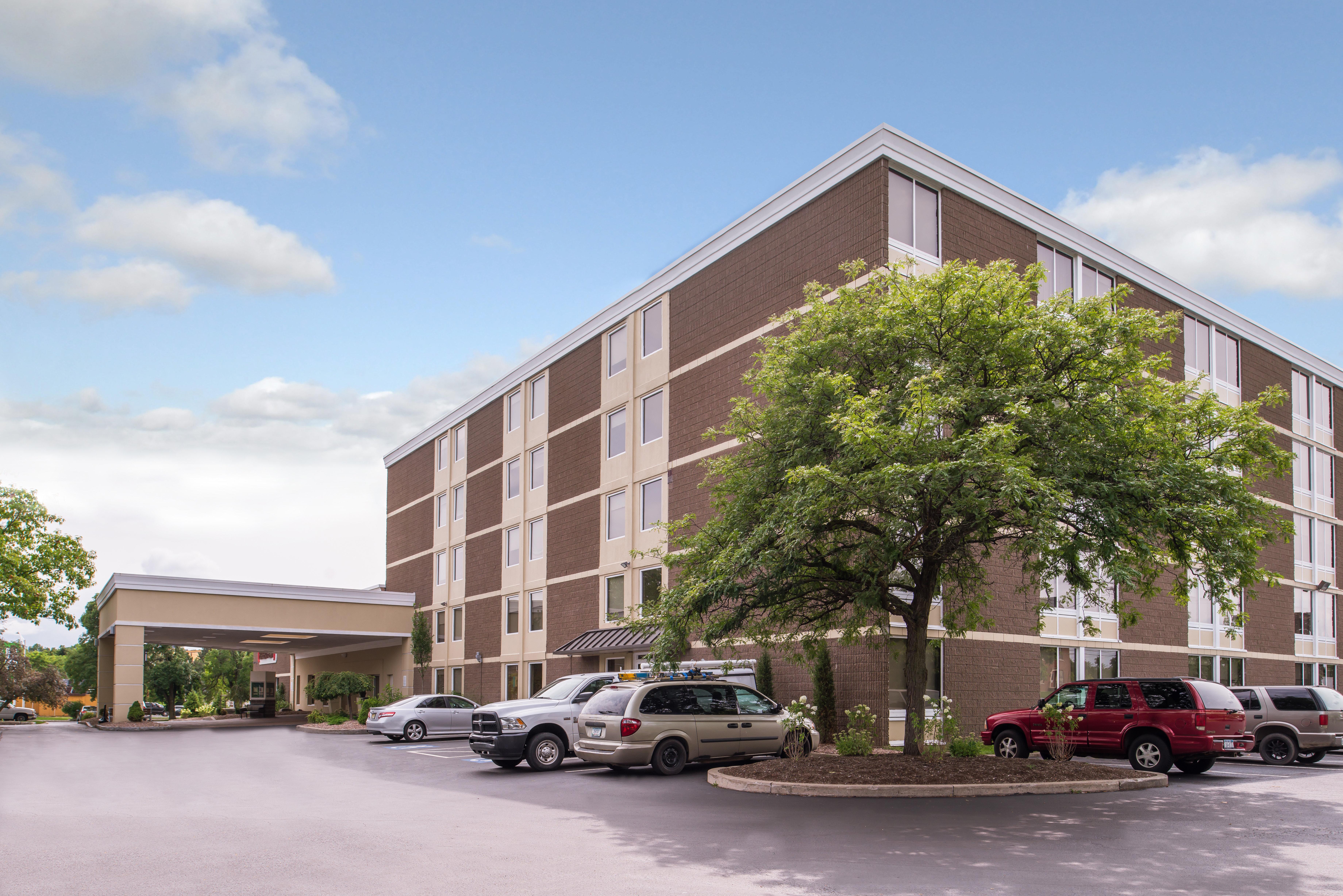 Holiday Inn Auburn-Finger Lakes Region By Ihg Exterior photo