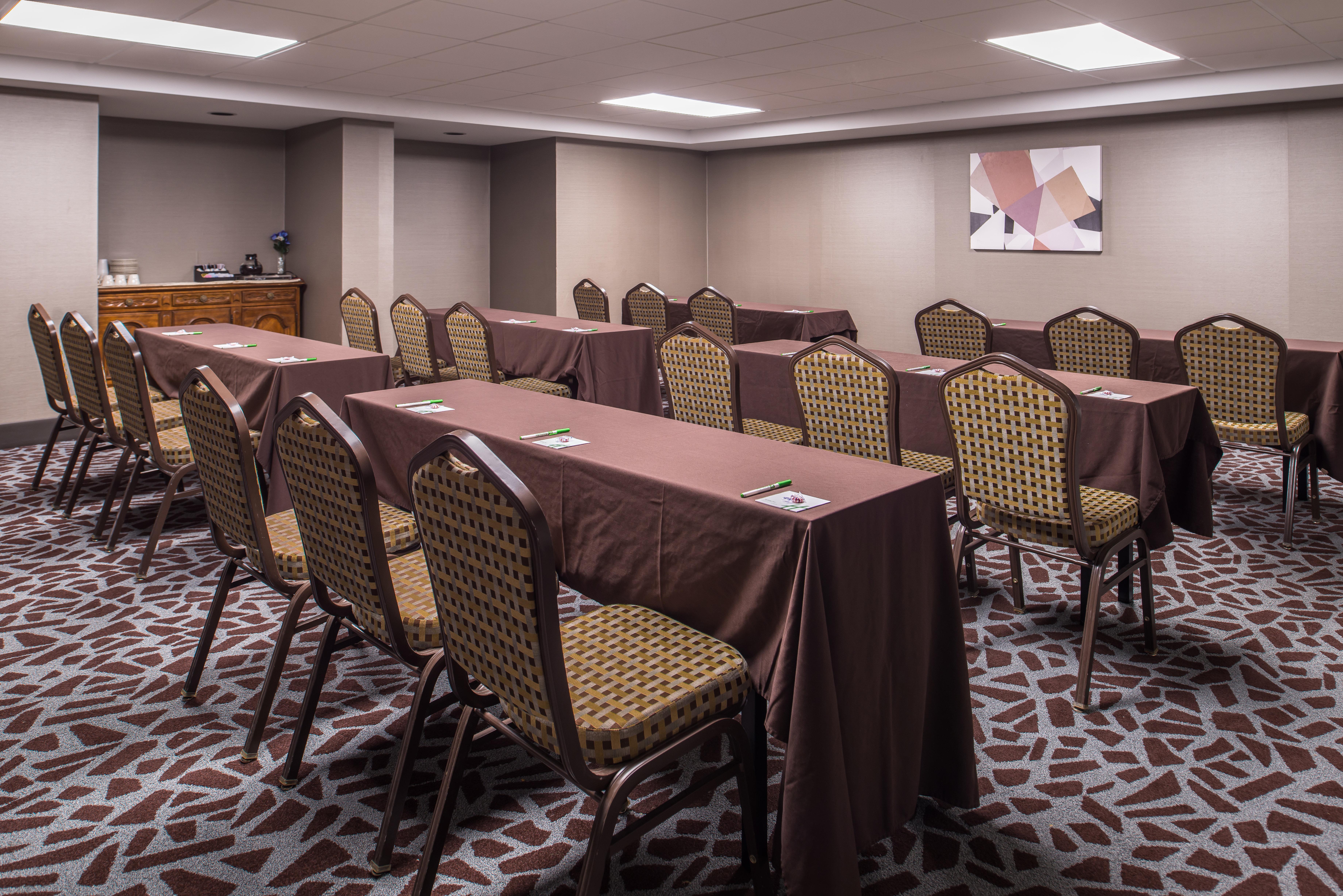 Holiday Inn Auburn-Finger Lakes Region By Ihg Exterior photo
